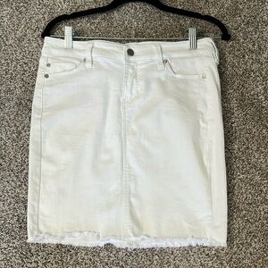 NWOT Liverpool white denim mini skirt, size 4/27